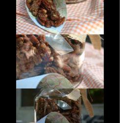 Slow cooker spiced pecans