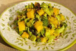 Avocado Mango Broccoli Salad (Raw foods)