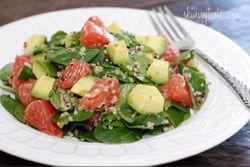 Spinach and Quinoa Salad with Grapefruit and Avocado (skinnytaste.com)