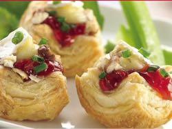 BITES - PUFF PASTRY - Brie and Cherry Pastry Cups