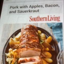 Pork with Apples, Bacon and sauerkraut
