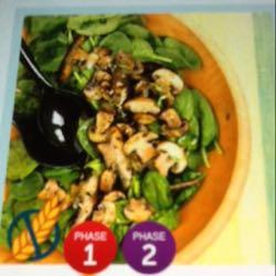 Warm mushroom and spinach salad