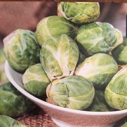 Roasted Brussel sprouts and apples (Nebu)